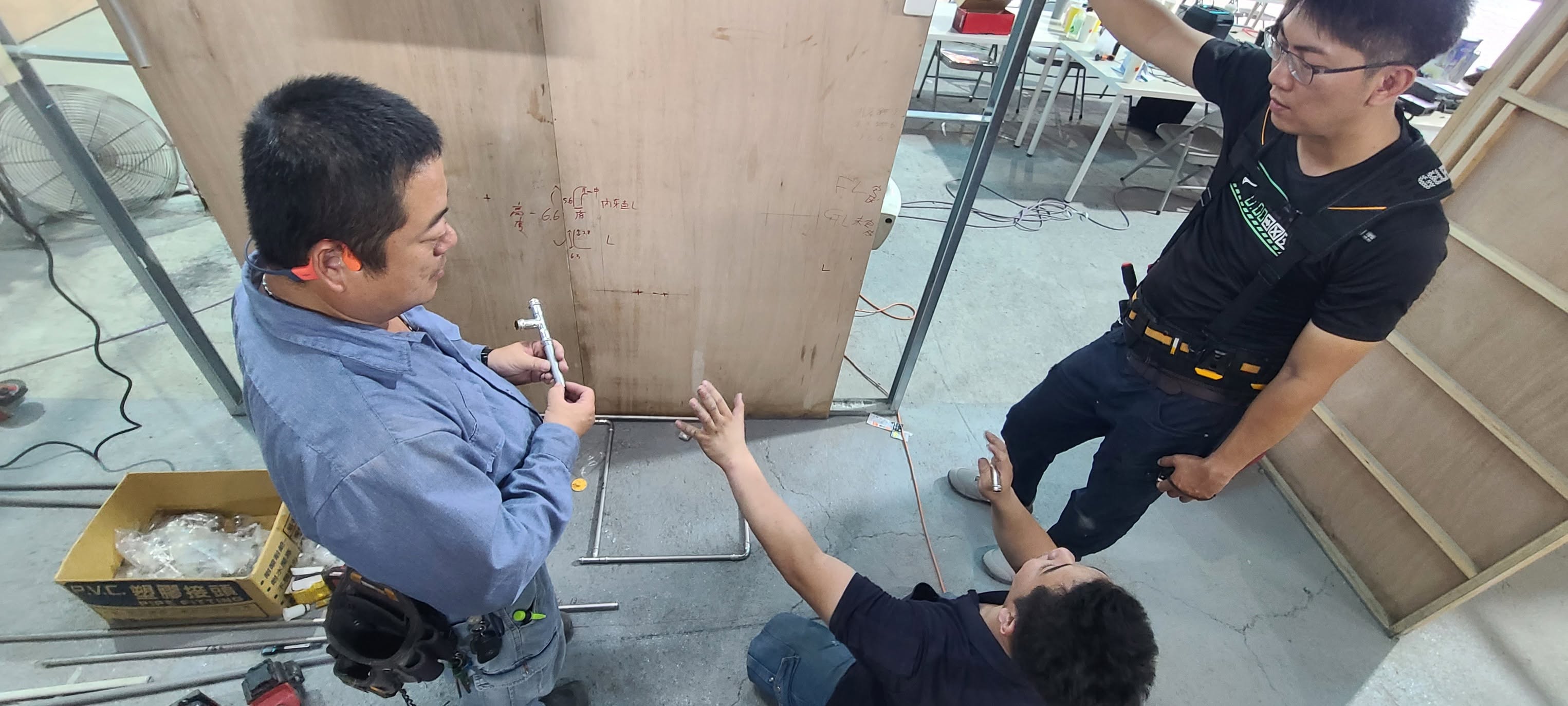 AI時代,你真正該怕的不是失業,而是薪資天花板被定死|原文照片 2